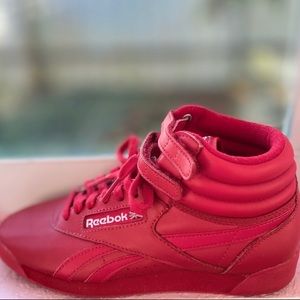 Red Reebok Shoes 📌